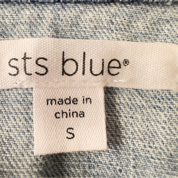 StS Blue Ella Boyfriend Distressed Women’s Denim Jacket Long Sleeve Size Adult - Picture 4 of 11